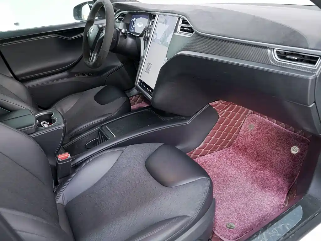 Tesla Model S 2016 — фото 12