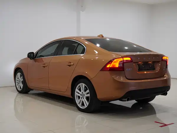 Volvo S60 2012
