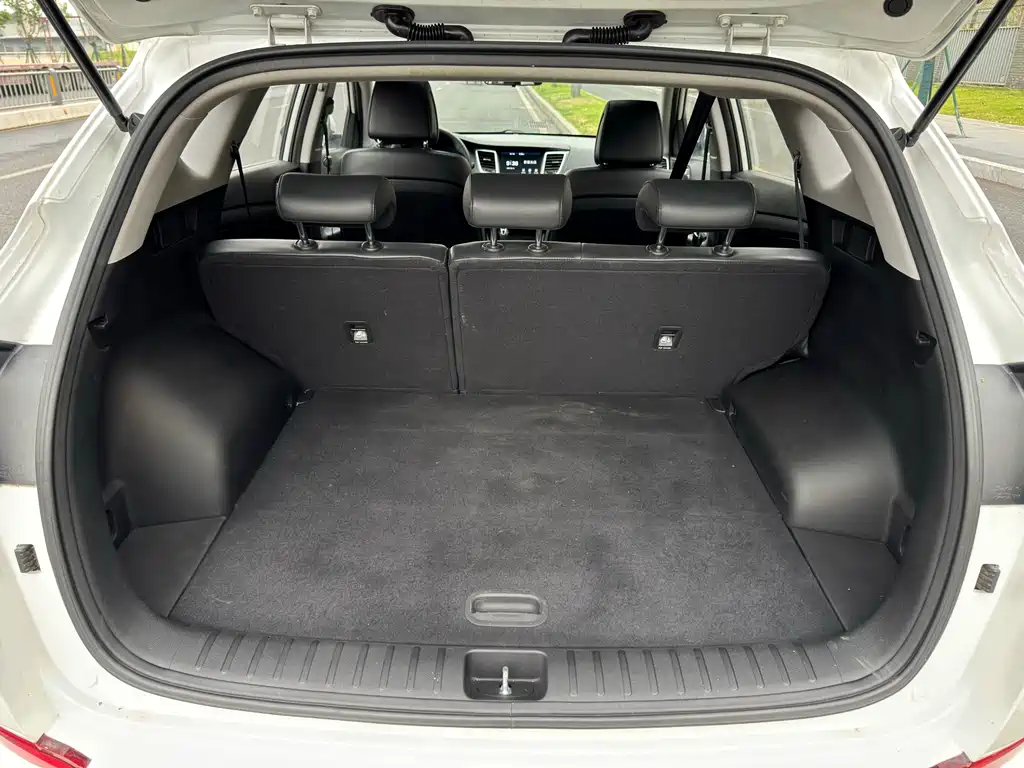 Hyundai Tucson 2017 — фото 14