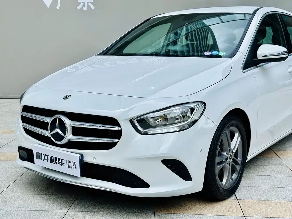 Mercedes-Benz B-Class 2020 — фото 15
