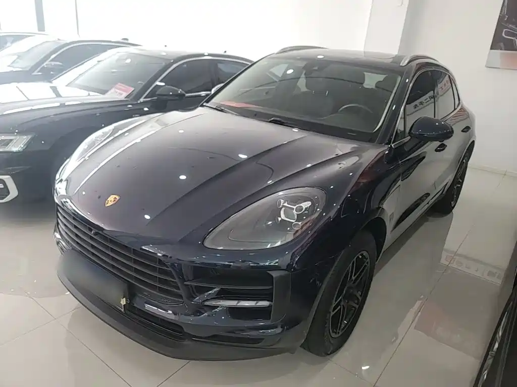 Porsche Macan 2019 — фото 1