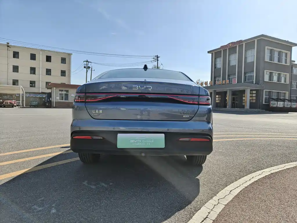 BYD Seal 05 DM-i 2025 — фото 6