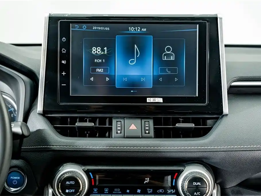Toyota RAV4 2021 — фото 14