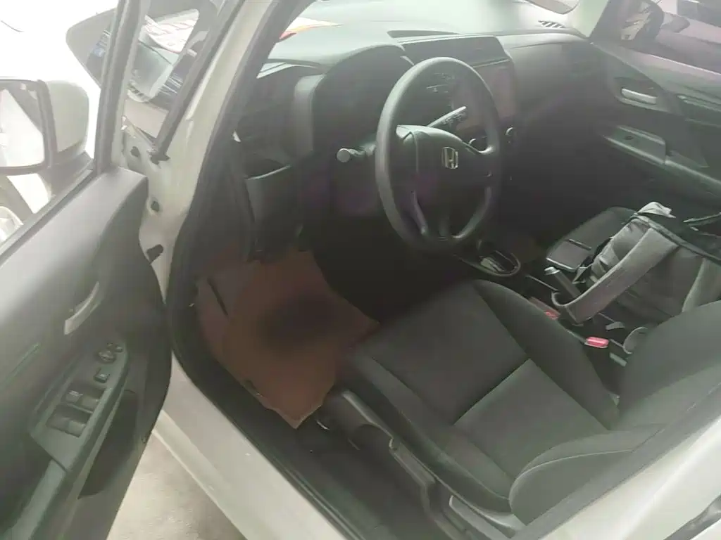 Honda Fit 2018 — фото 16