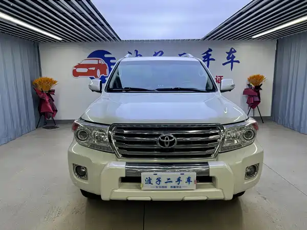 Toyota Land Cruiser 2015