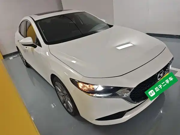 Mazda 3 Axela 2021