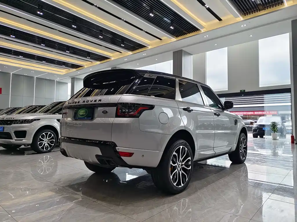 Land Rover Sport 2022 — фото 18