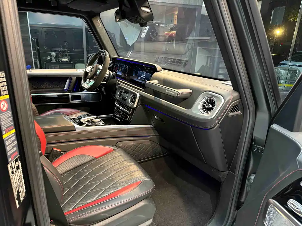 Mercedes-Benz G-Class 2023 — фото 14