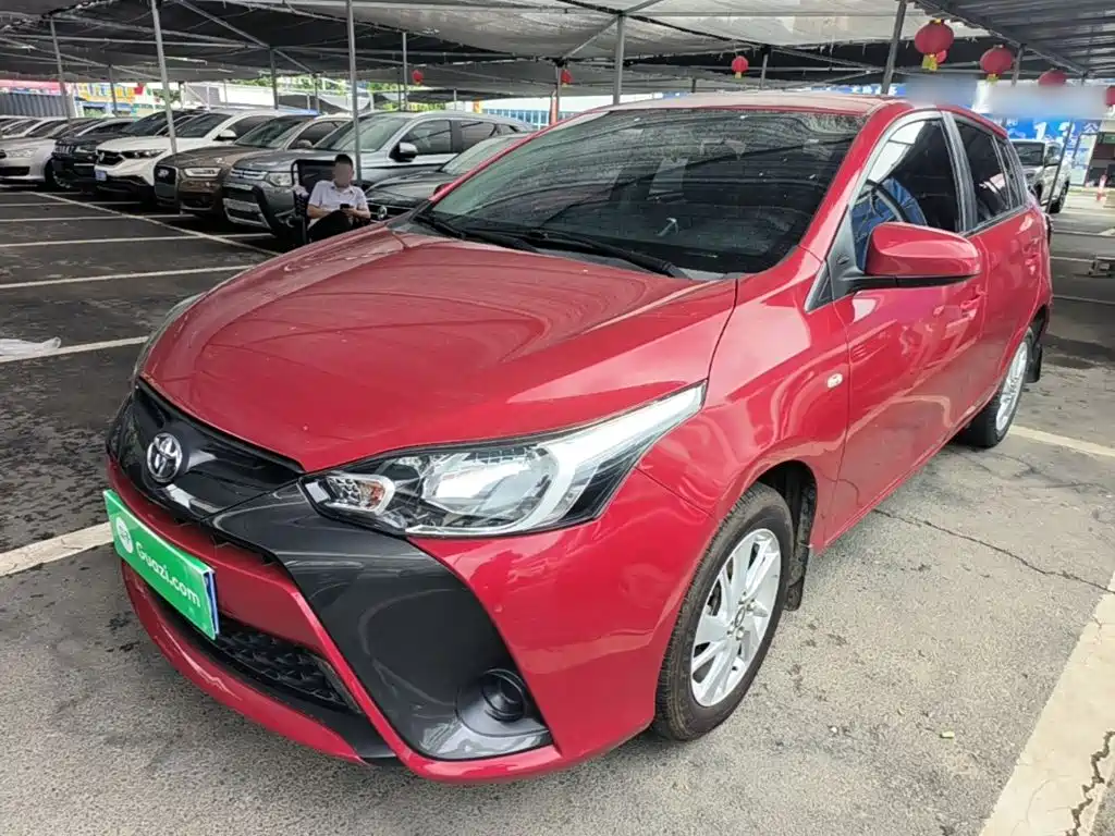 Toyota Yaris L 2019