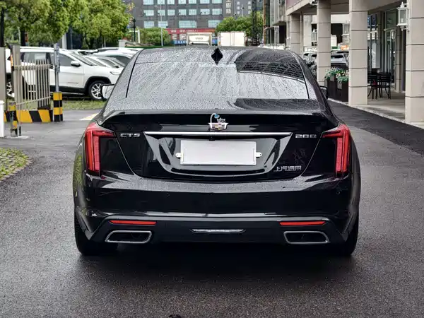 Cadillac CT5 2023