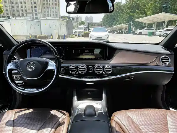 Mercedes-Benz S-Class 2014