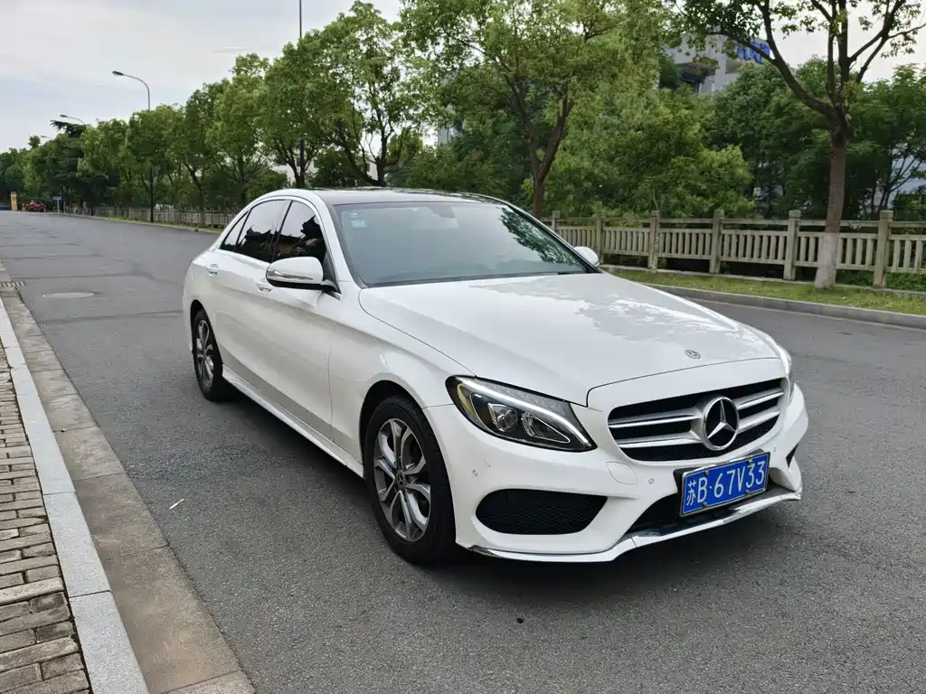 Mercedes-Benz C-Class 2017