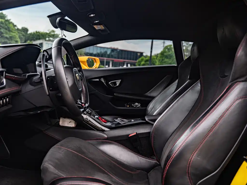 Lamborghini Huracan 2015 — фото 19