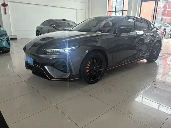 Changan UNI-V 2025