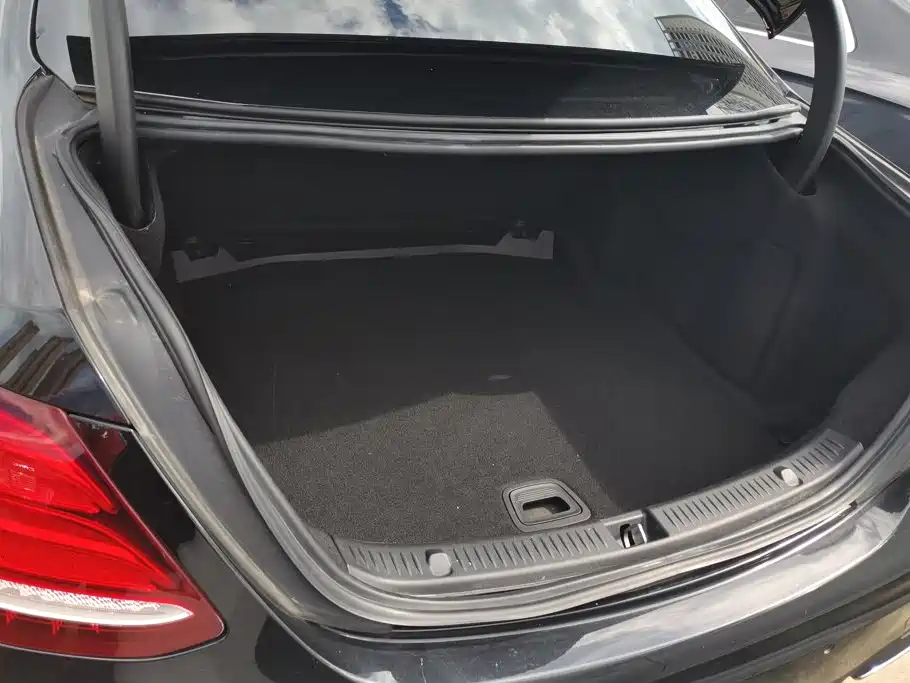 Mercedes-Benz E-Class 2017