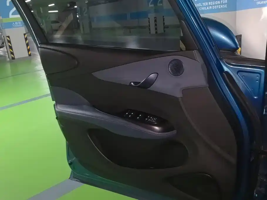 BYD Dolphin 2022