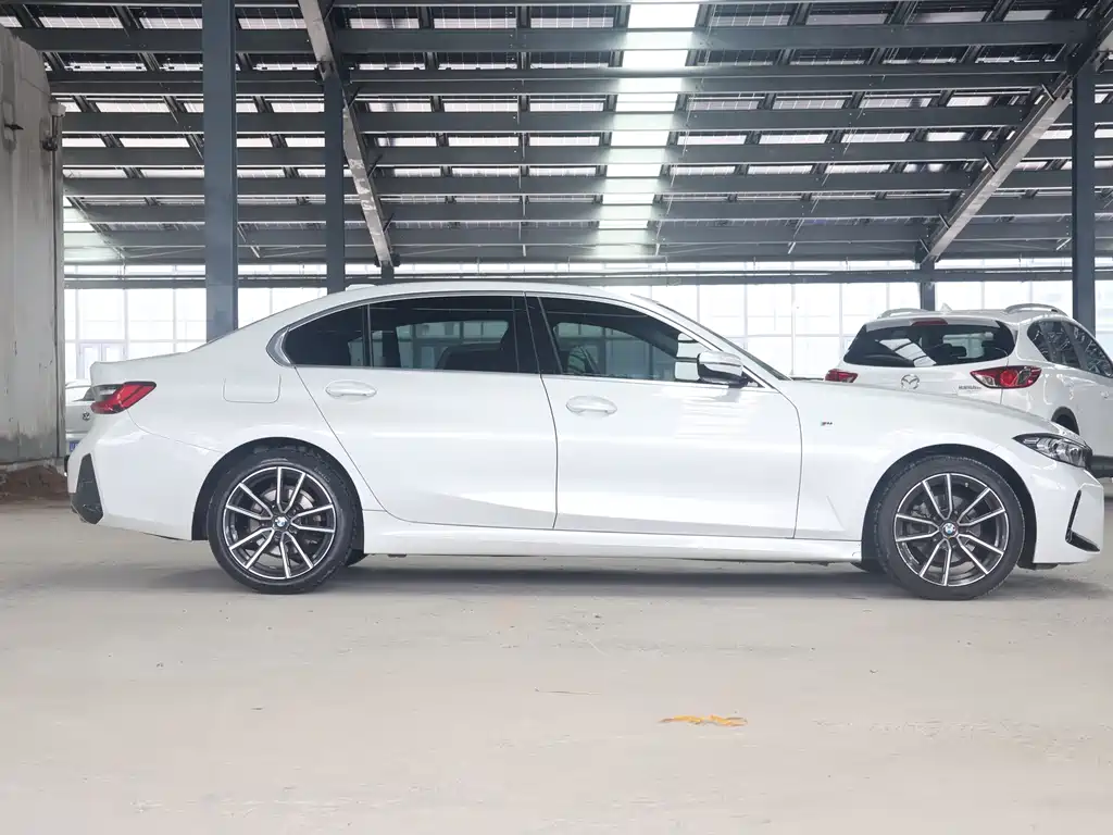 BMW 3 Series 2022