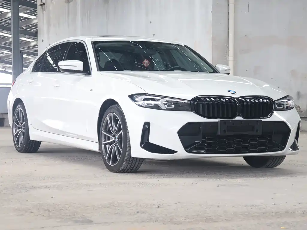 BMW 3 Series 2022