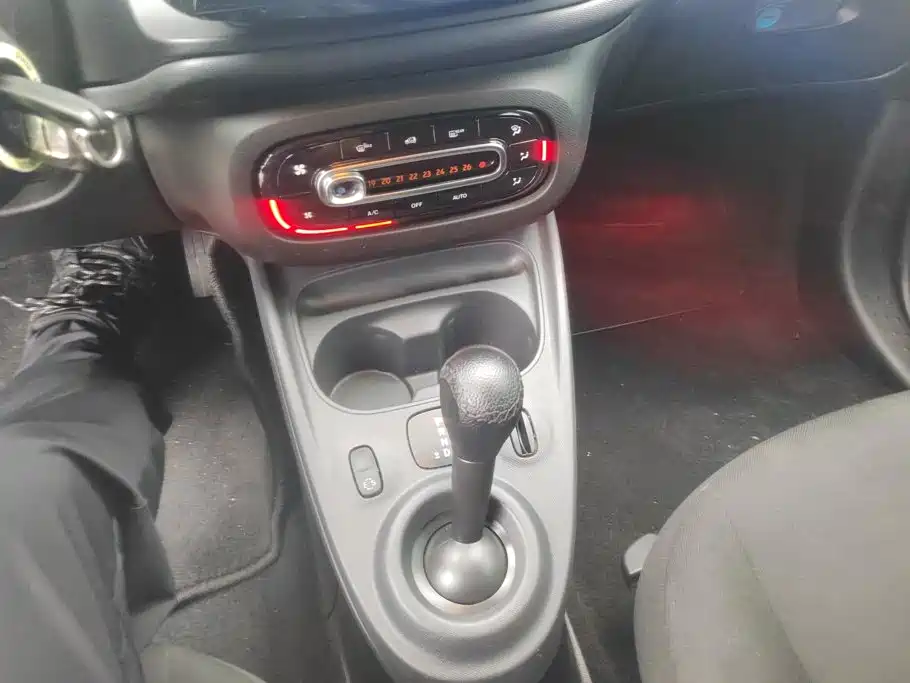 smart forfour 2018 — фото 16