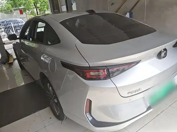 Changan Qiyuan A05 2024
