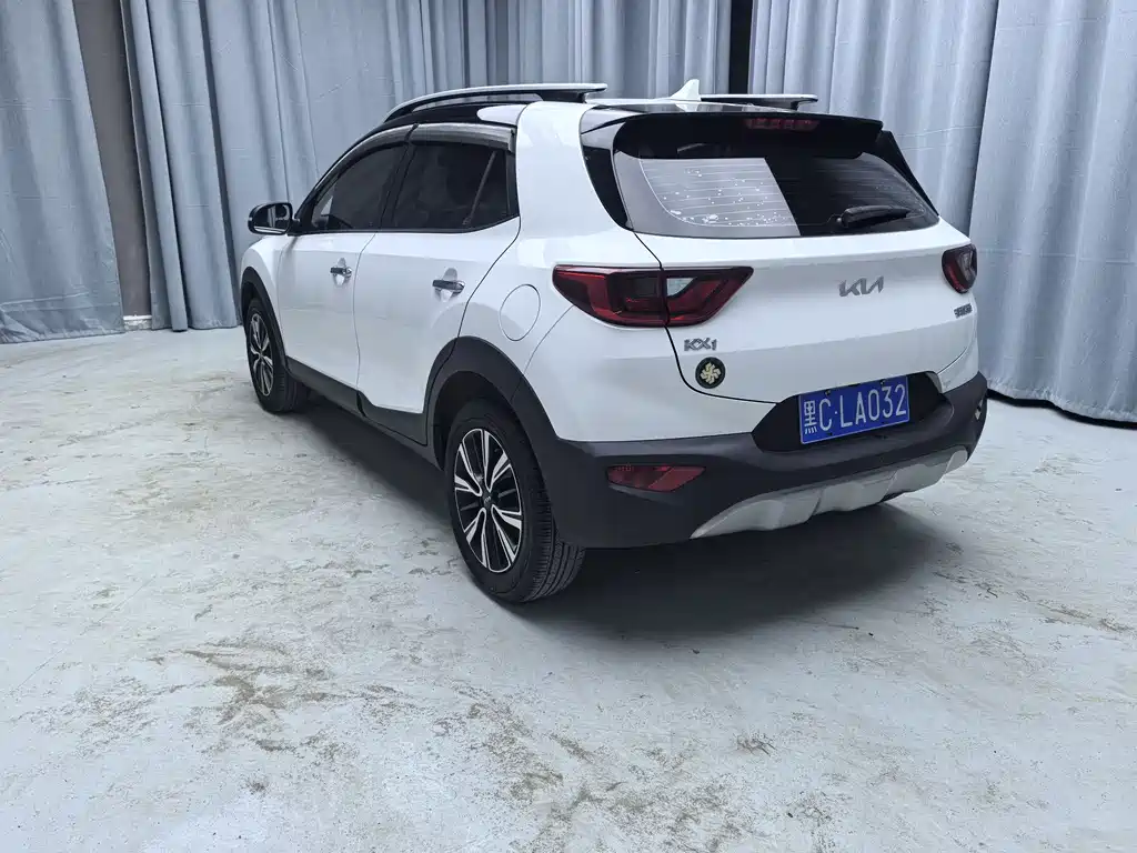 Kia KX1 2022 — фото 17