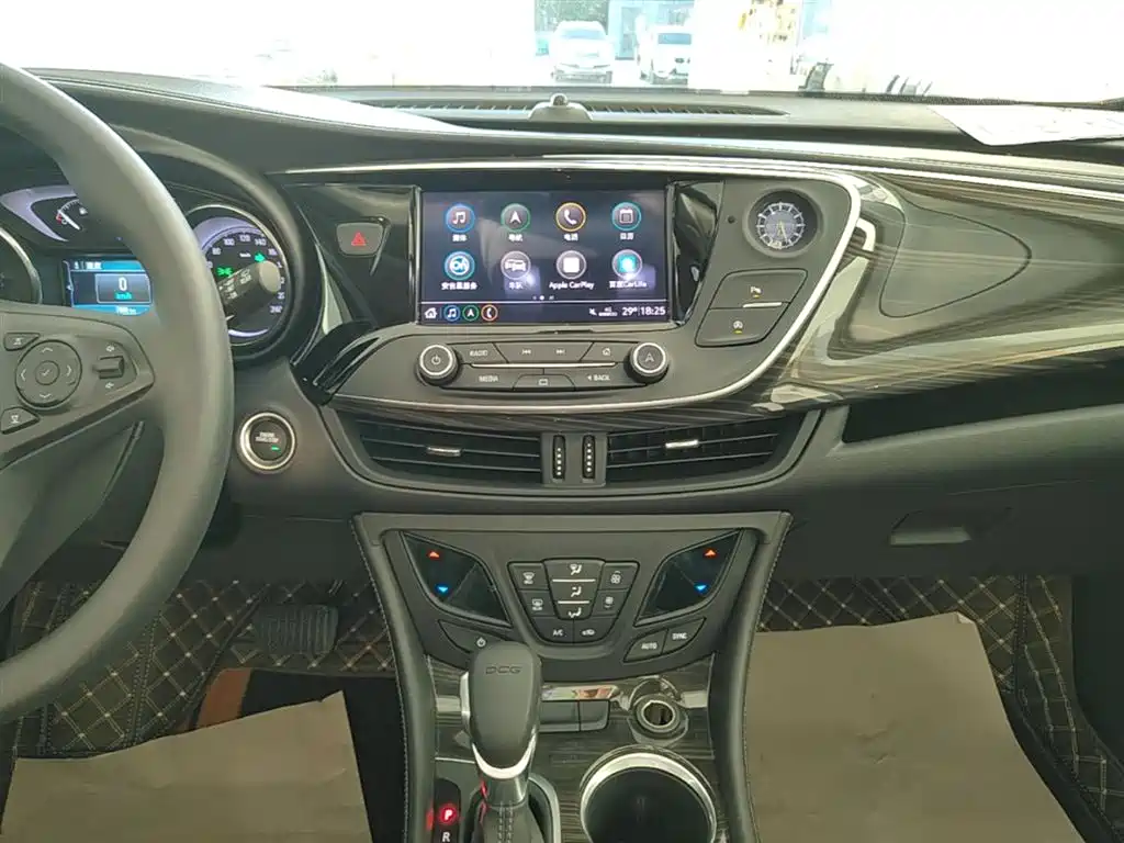 Buick Envision Plus 2020 — фото 9