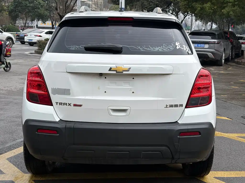 Chevrolet Trax 2015 — фото 11