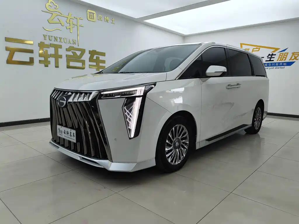 GAC Motor Trumpchi M8 2024 — фото 1