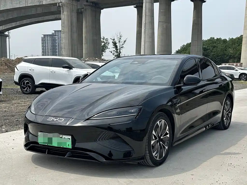 BYD Seal 2024 — фото 1