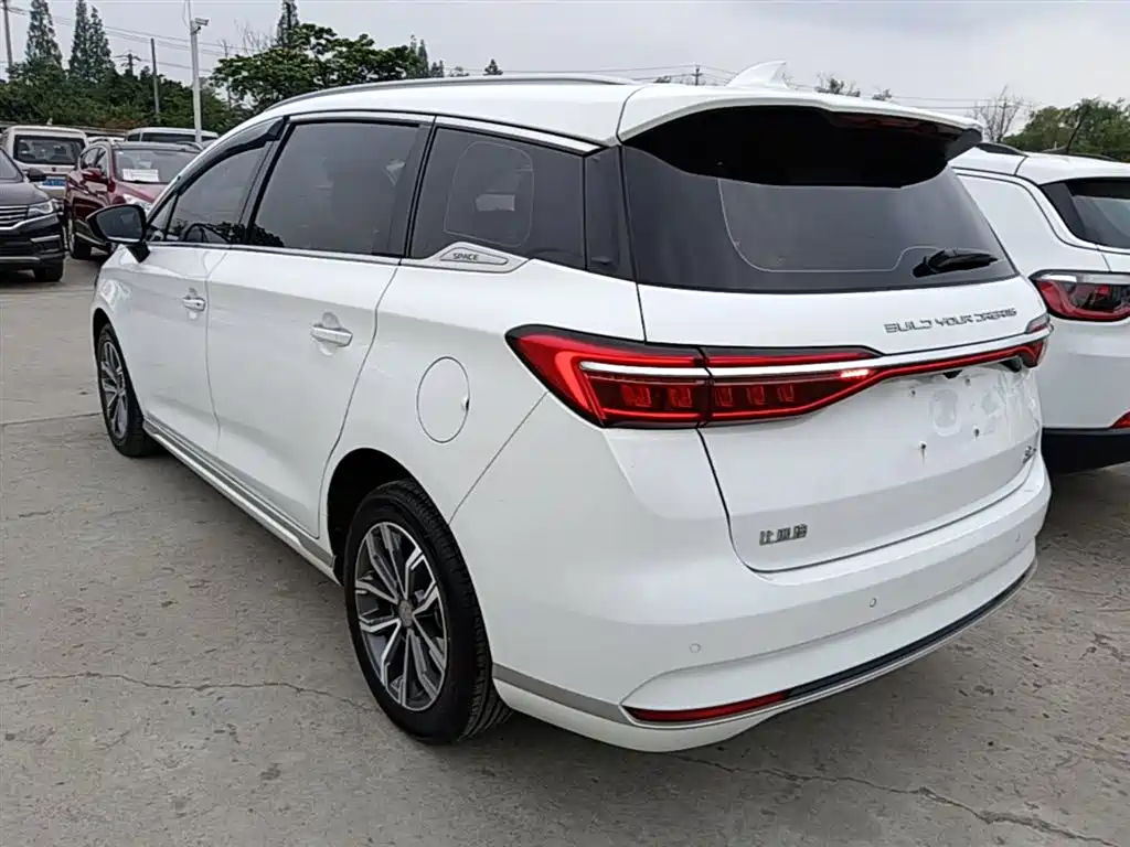 BYD MAX 2021 — фото 5