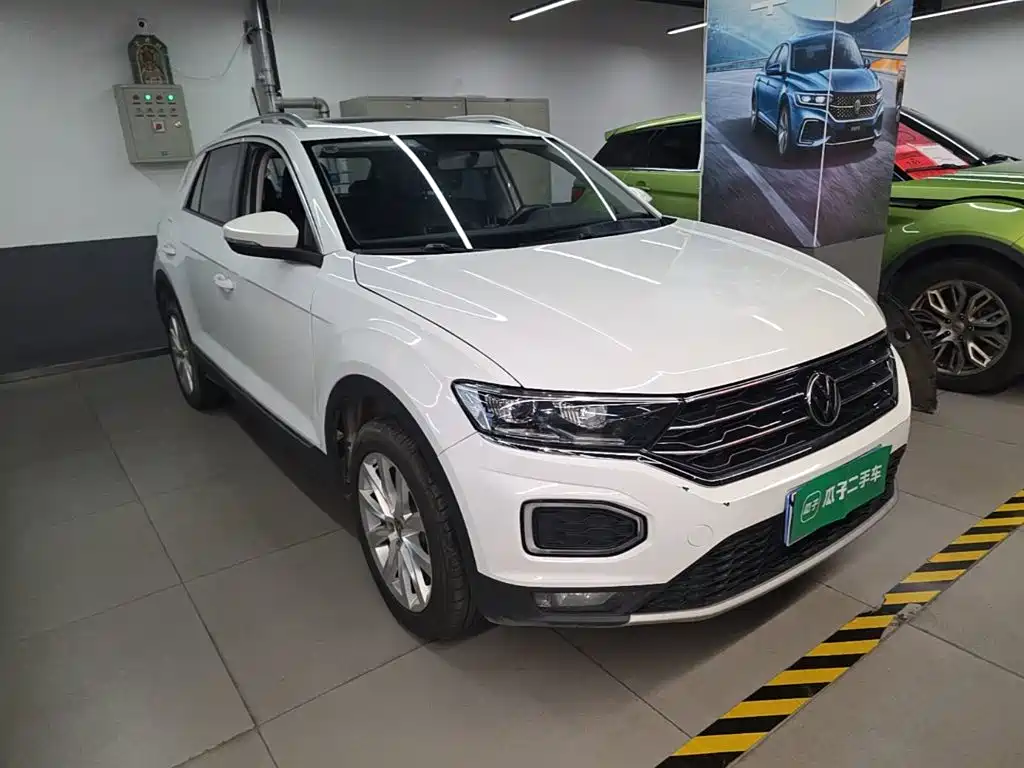 Volkswagen T-Roc 2023