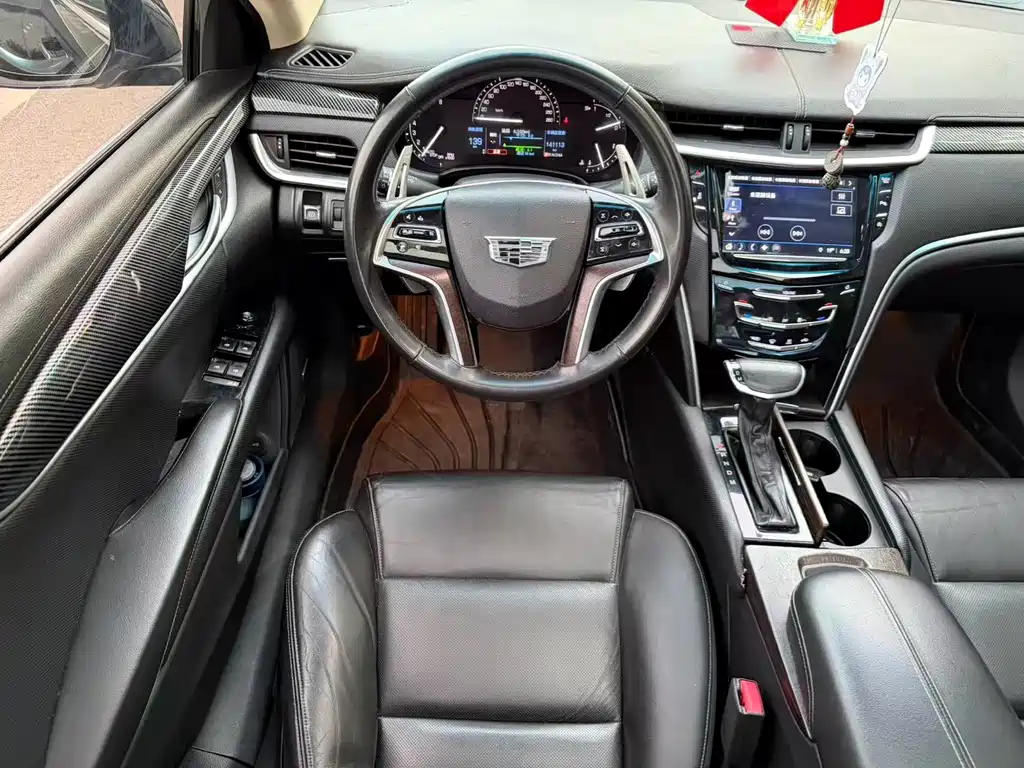Cadillac XTS 2018 — фото 8