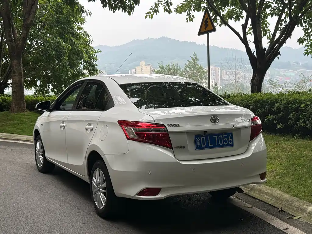 Toyota Vios 2016 — фото 9