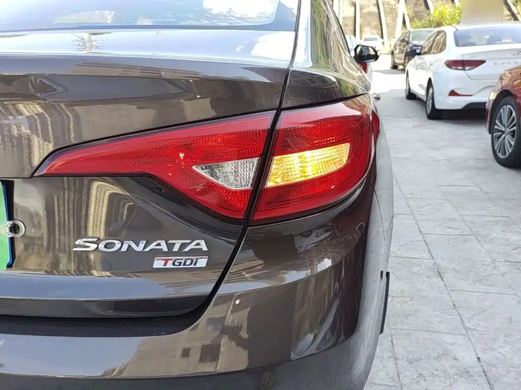 Hyundai Sonata 2016 — фото 8