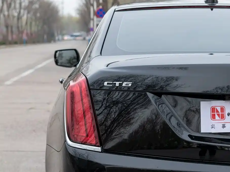 Cadillac CT6 2018 — фото 15