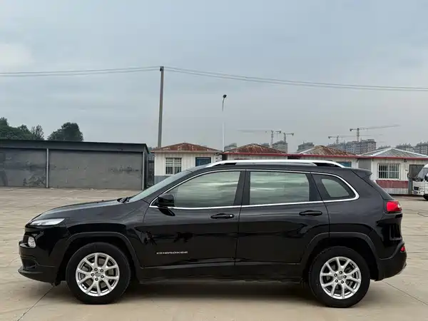 Jeep Cherokee 2017