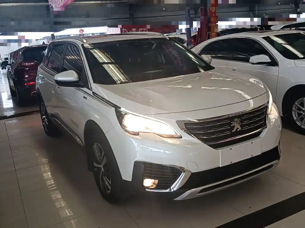 Peugeot 5008 2018 — фото 4