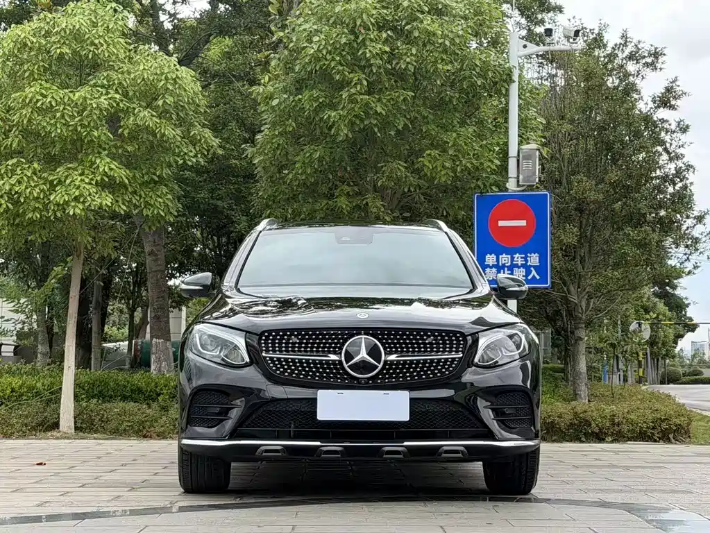 Mercedes-Benz GLC 2018 — фото 2