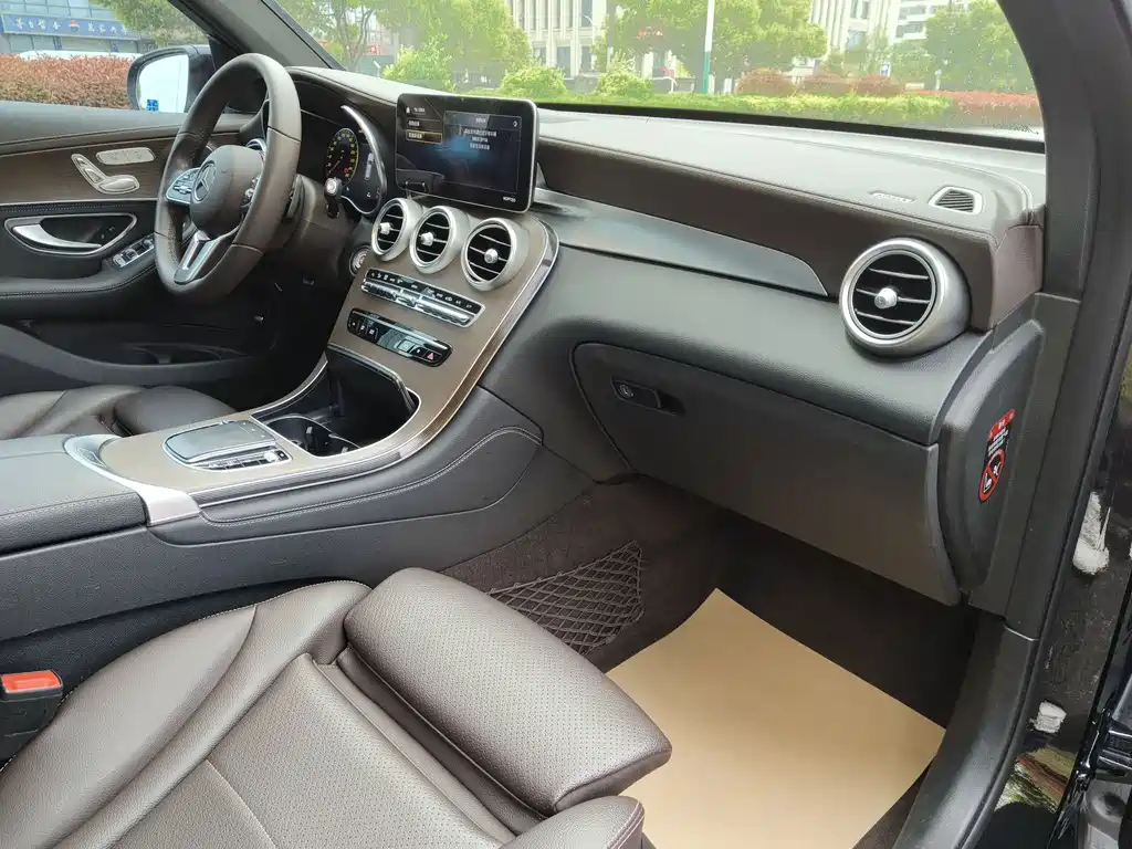 Mercedes-Benz GLC 2020