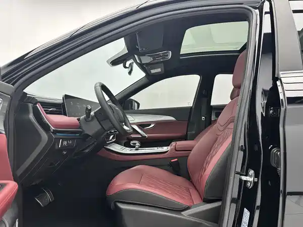Jetour X70 PLUS 2023
