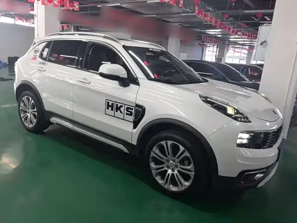 Lynk & Co 01 2020