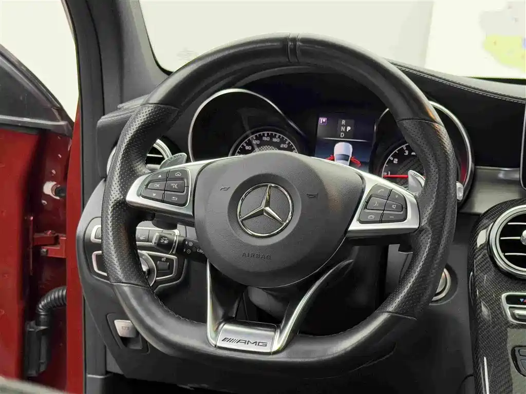 Mercedes-Benz GLC AMG 2019 — фото 12