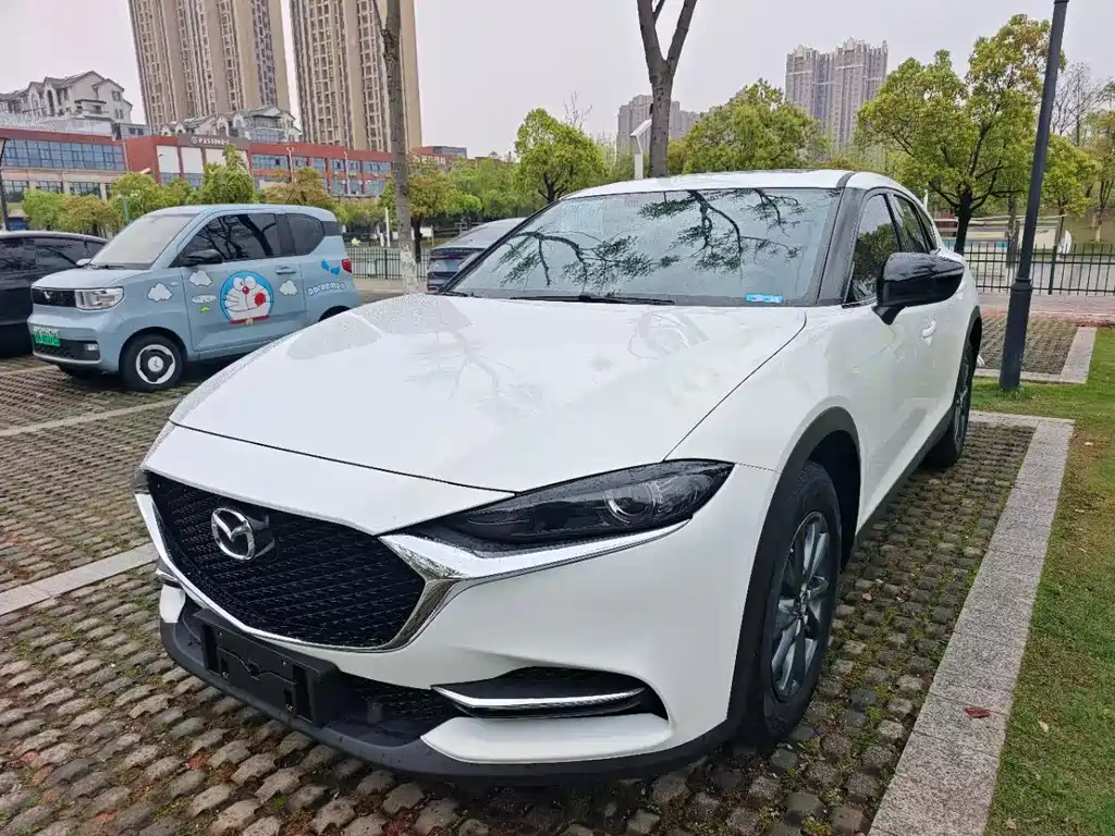 Mazda CX-4 2022