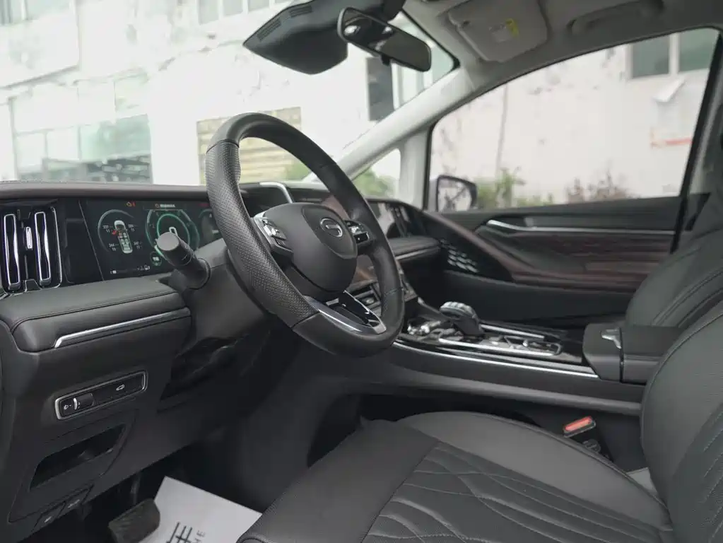 GAC Motor Trumpchi M8 2025 — фото 14