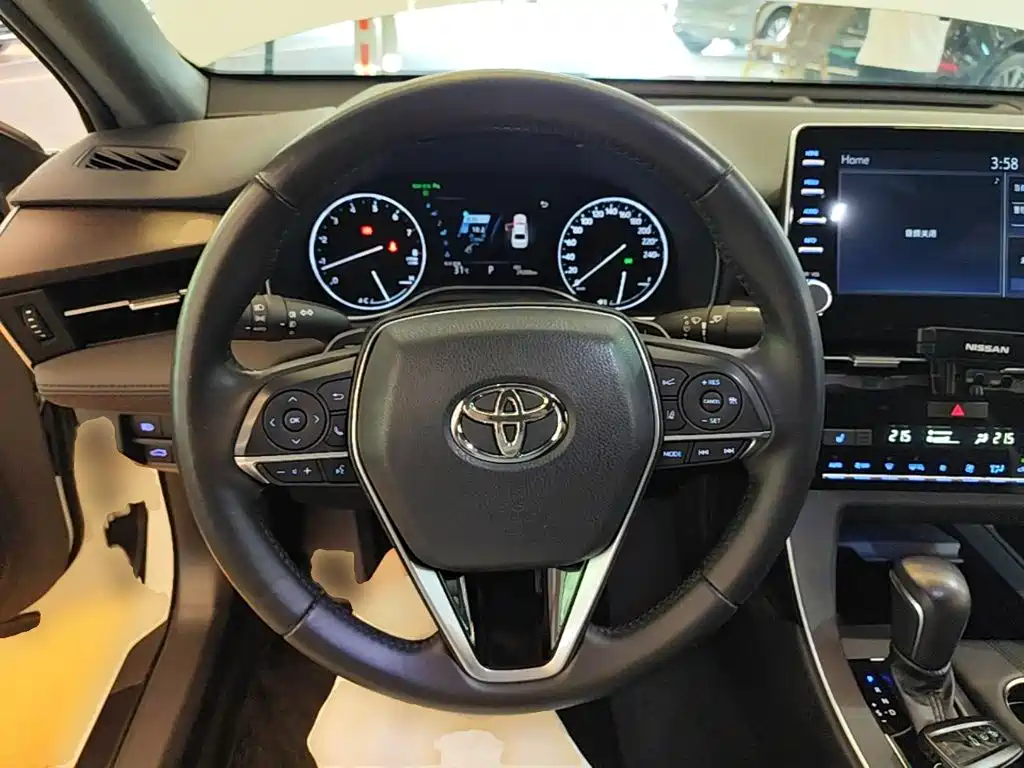 Toyota Avalon 2020 — фото 11