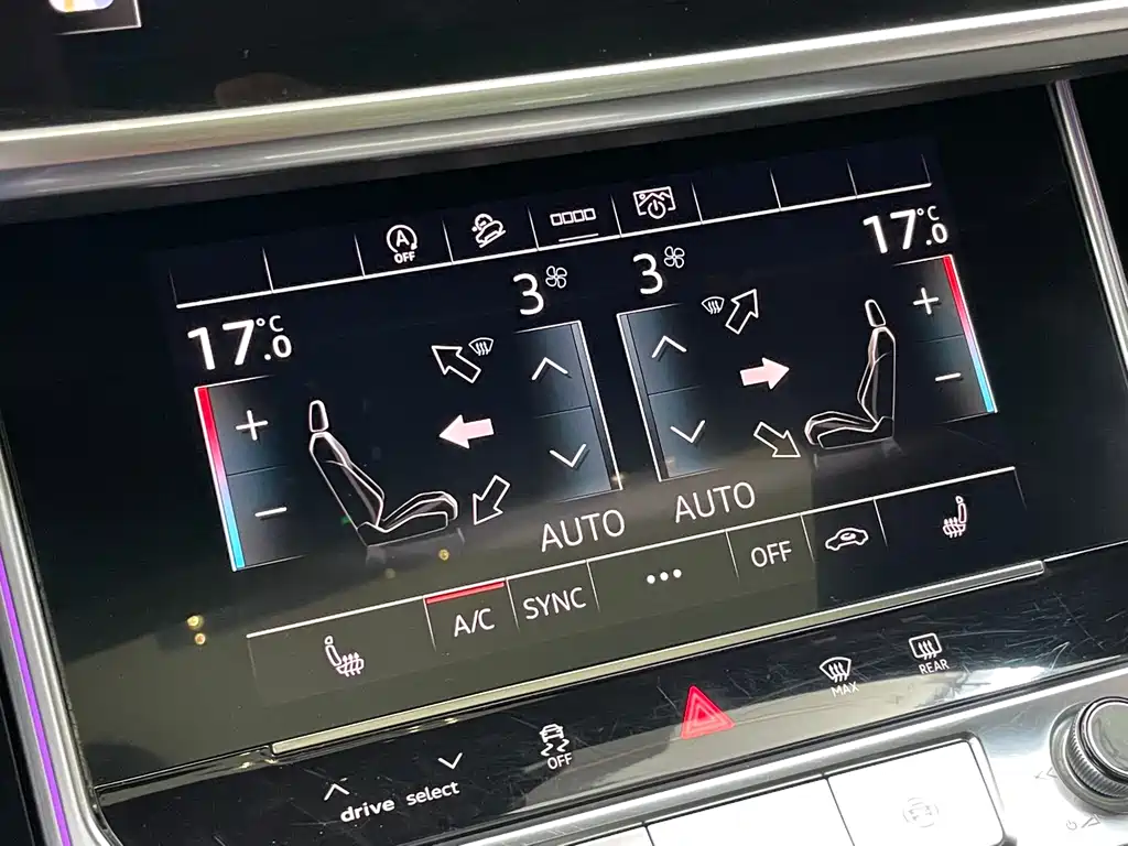Audi A6L 2023 — фото 24
