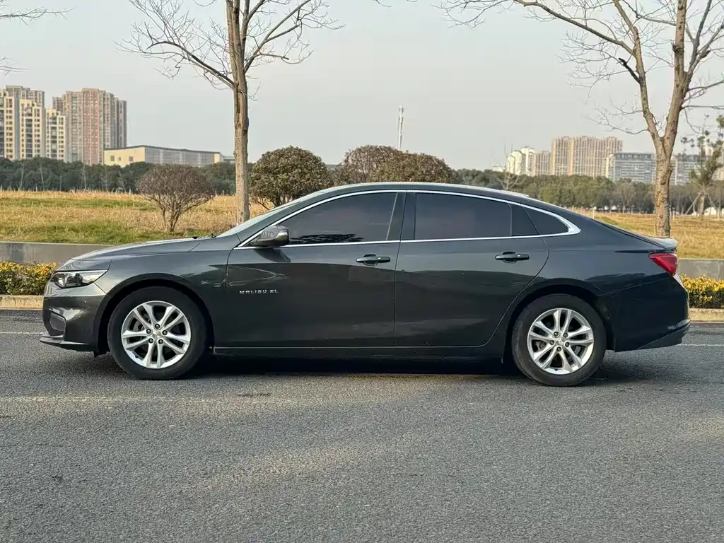 Chevrolet Malibu XL 2017 — фото 3