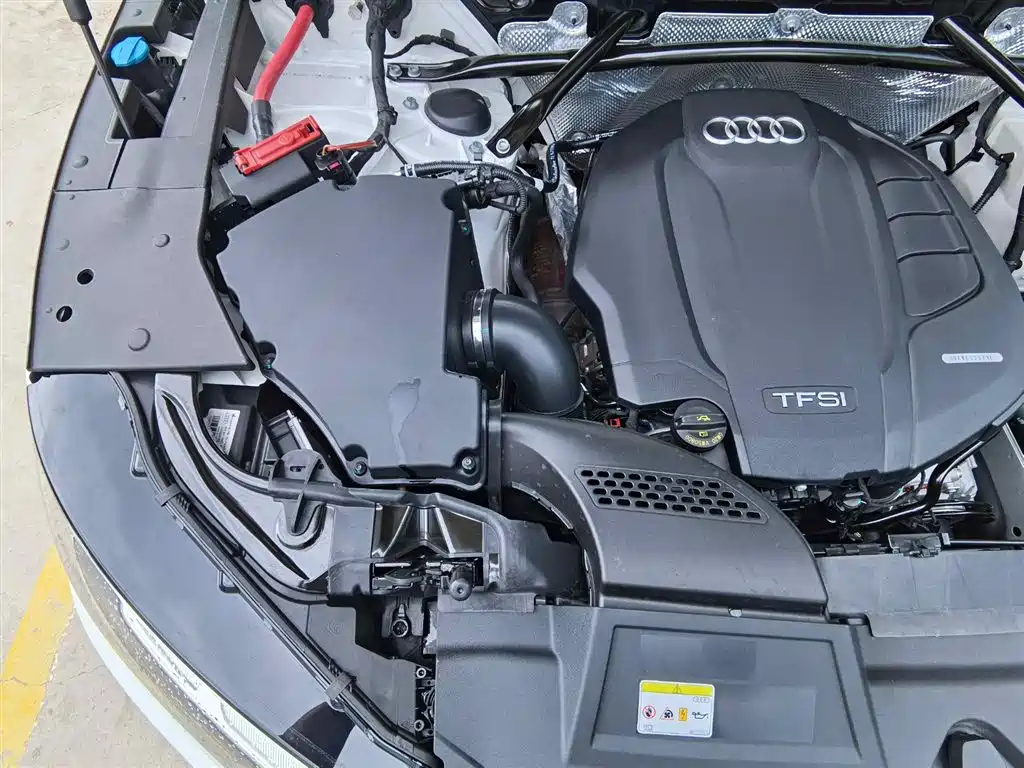 Audi Q5L 2021 — фото 10