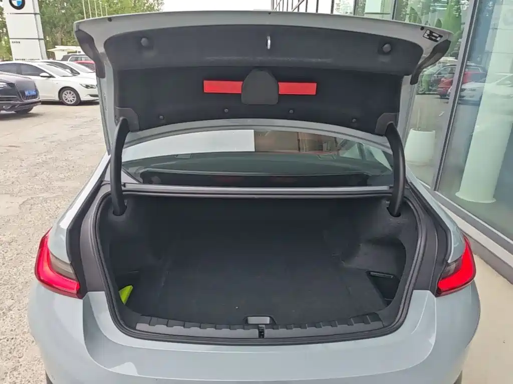 BMW i3 2025 — фото 19