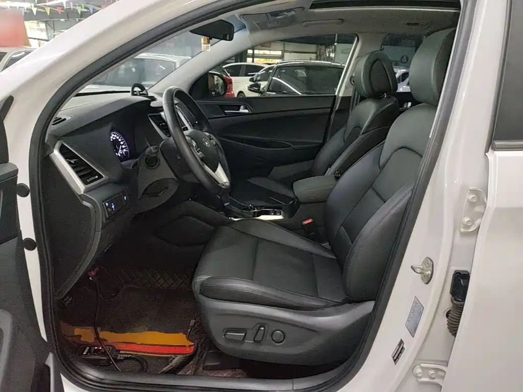 Hyundai Tucson 2018 — фото 15